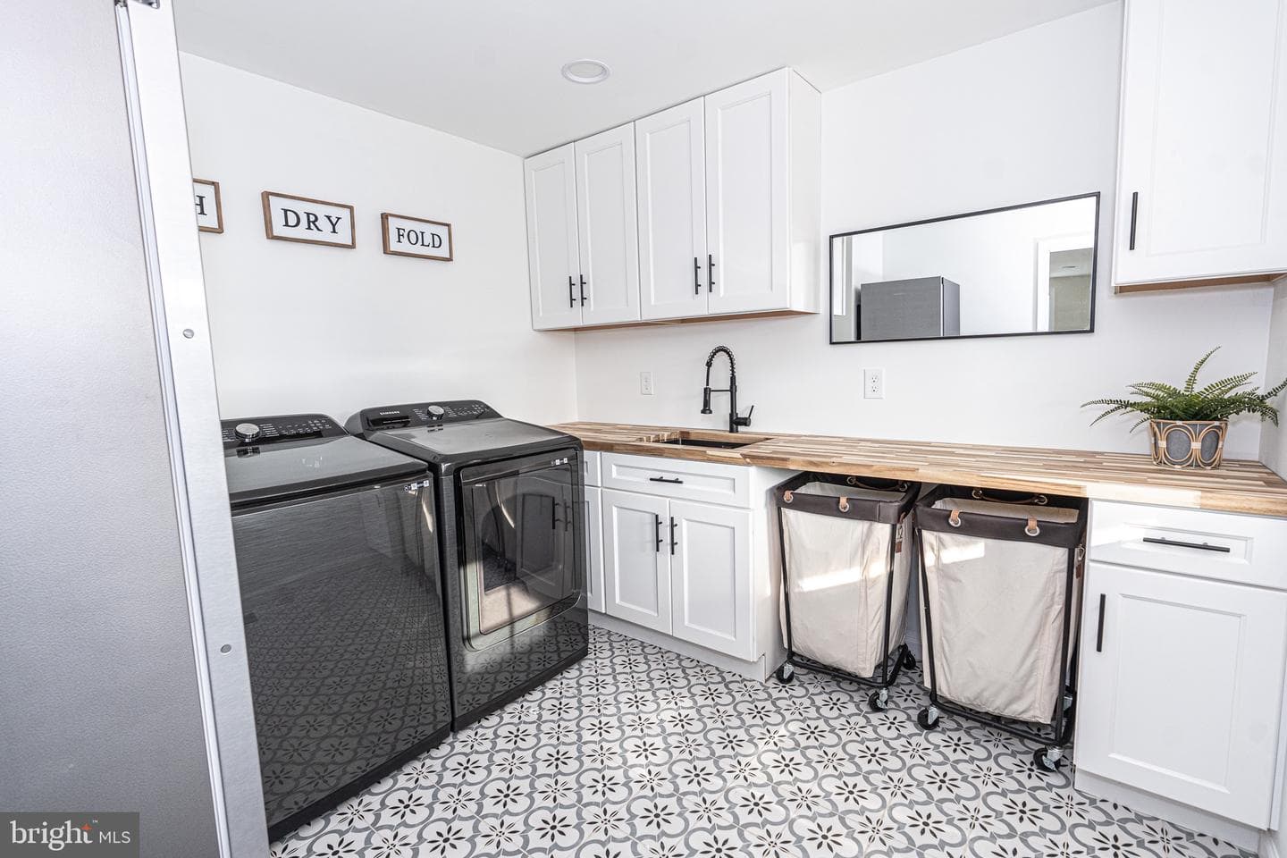 3464 Loganview photo 20