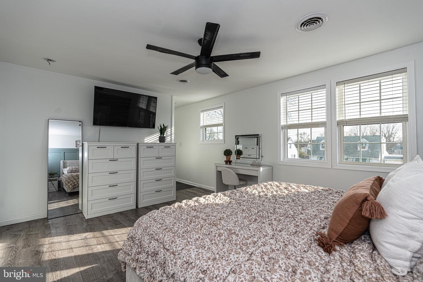3464 Loganview photo 26