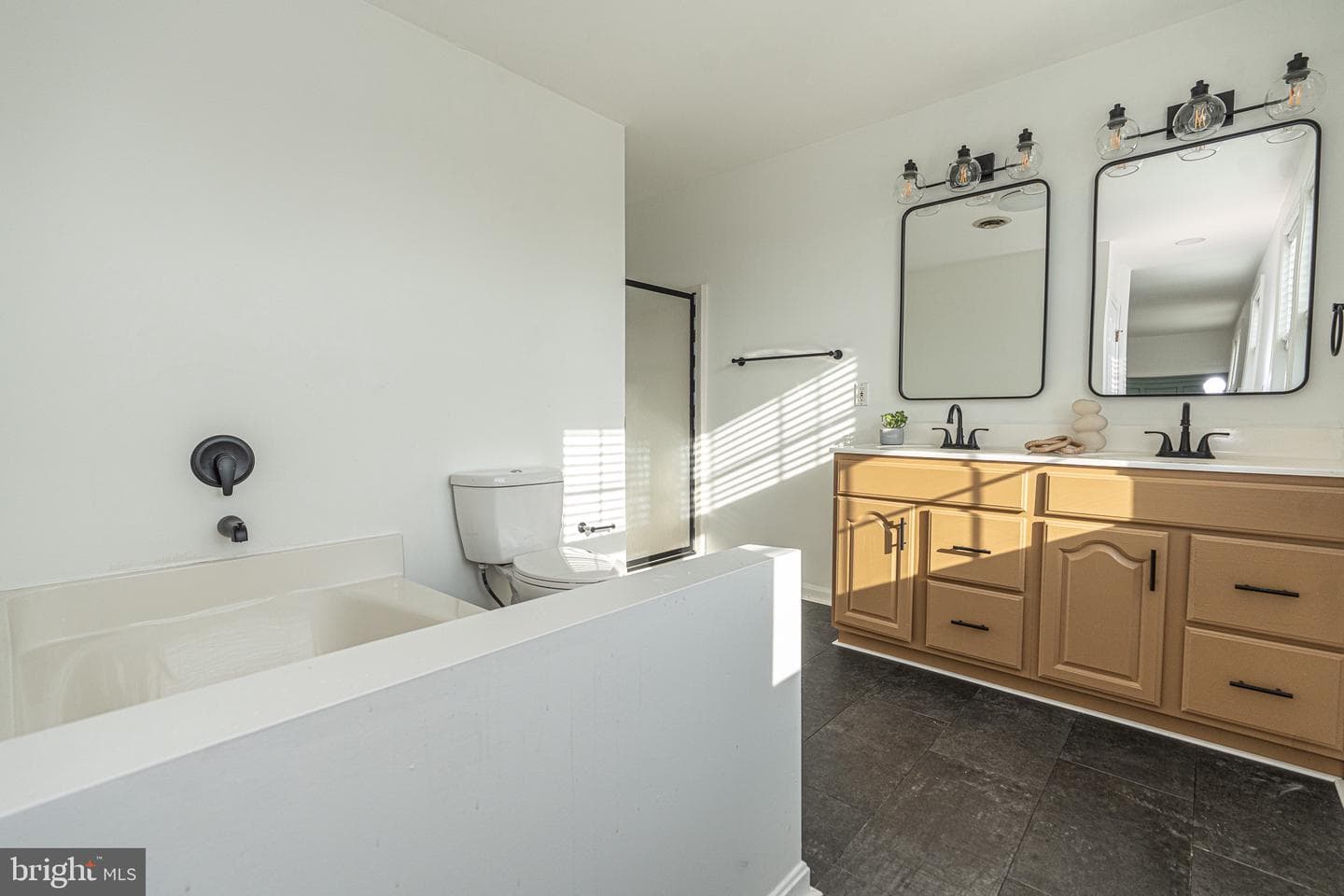 3464 Loganview photo 27