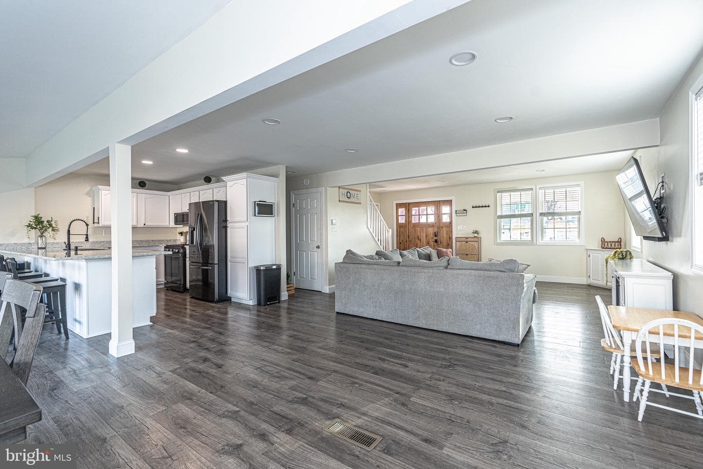 3464 Loganview photo 8