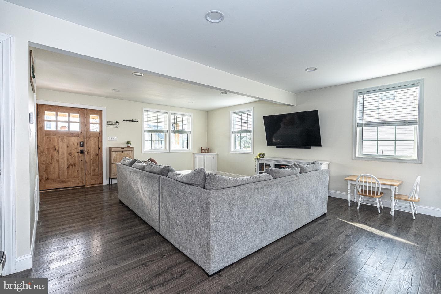3464 Loganview photo 9