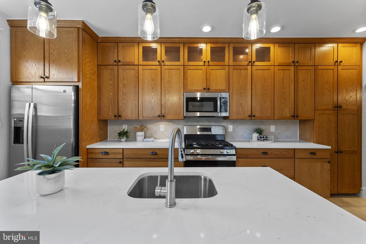 6318 Frederick Road photo 14