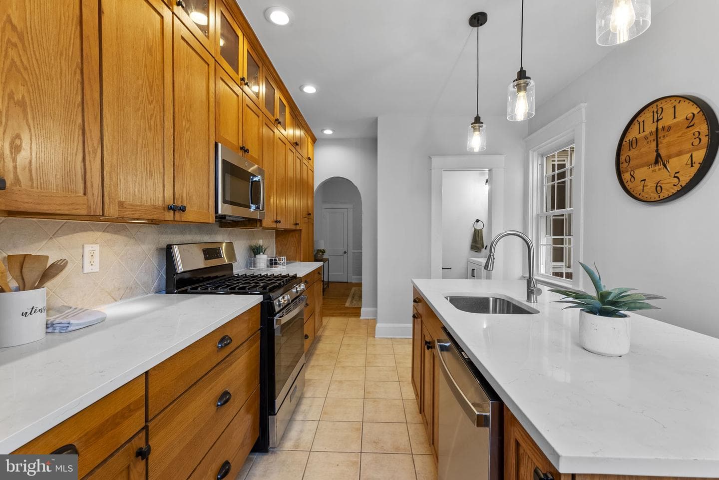 6318 Frederick Road photo 15