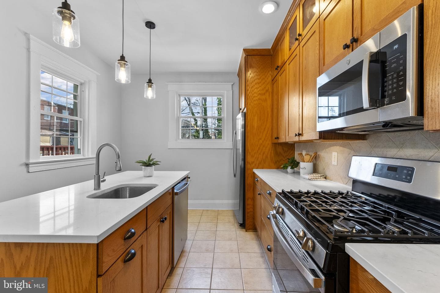 6318 Frederick Road photo 17