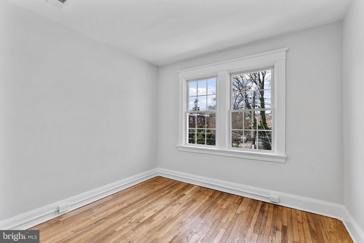 6318 Frederick Road photo 29