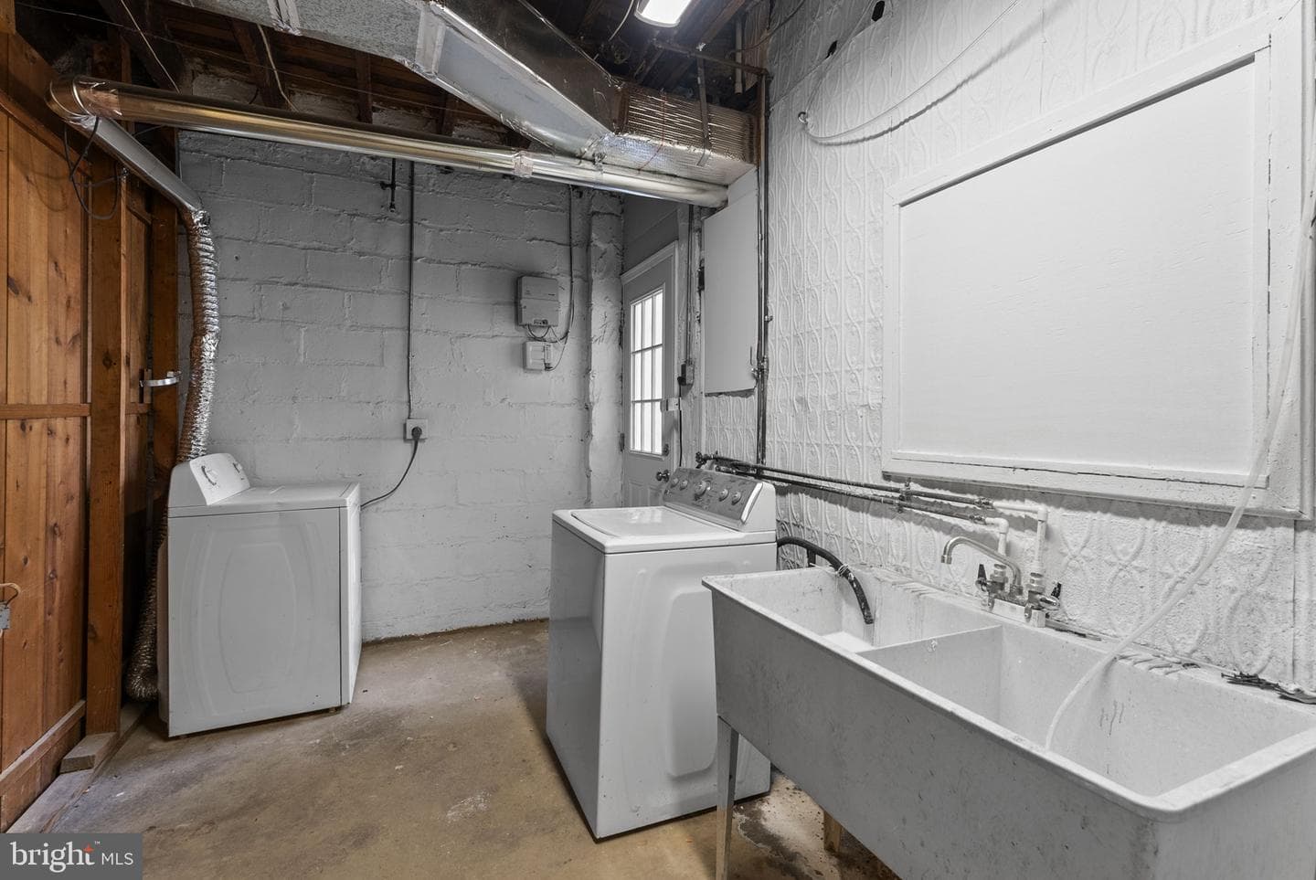 6318 Frederick Road photo 33