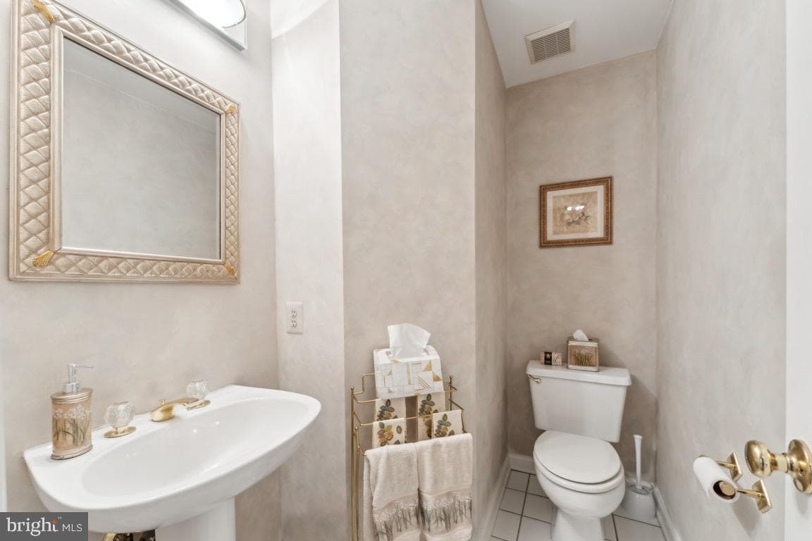 47 Bellchase Court photo 11