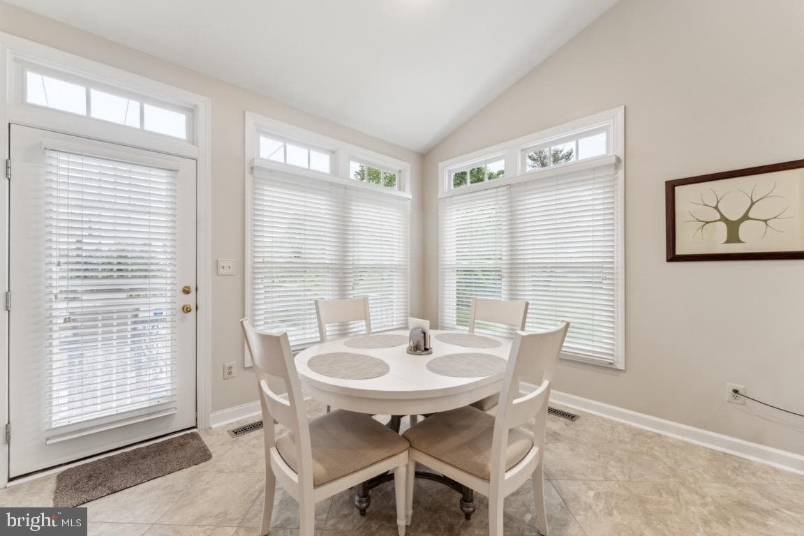 47 Bellchase Court photo 15