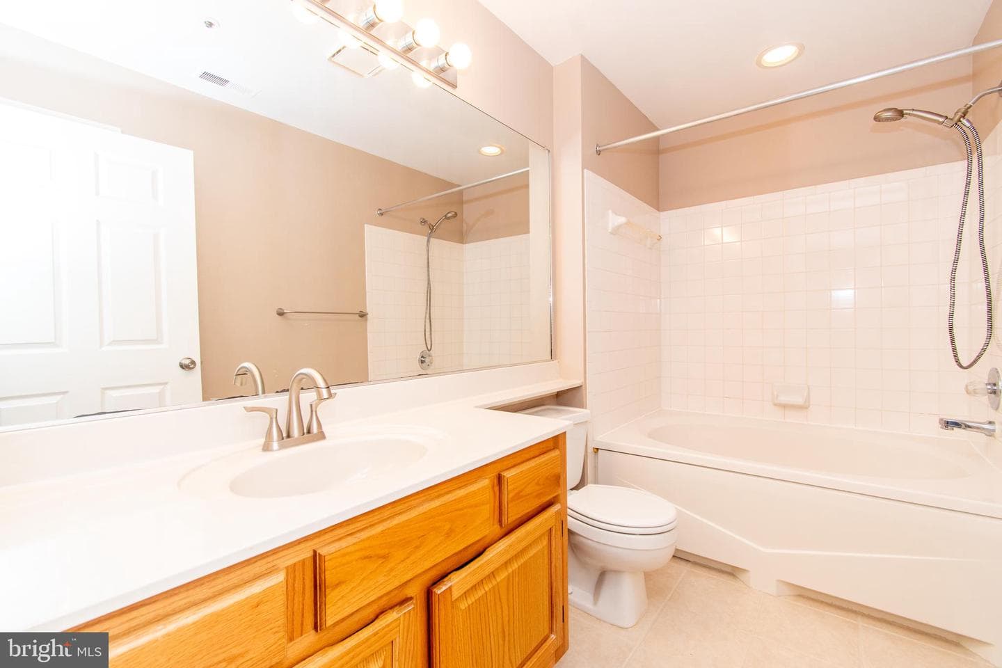 4408 Silverbrook Lane #k102 photo 16