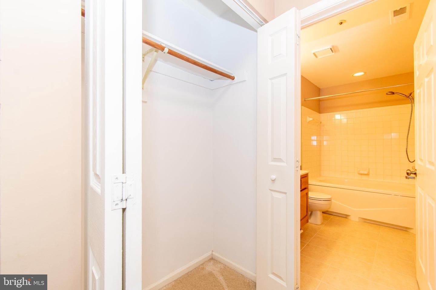4408 Silverbrook Lane #k102 photo 19