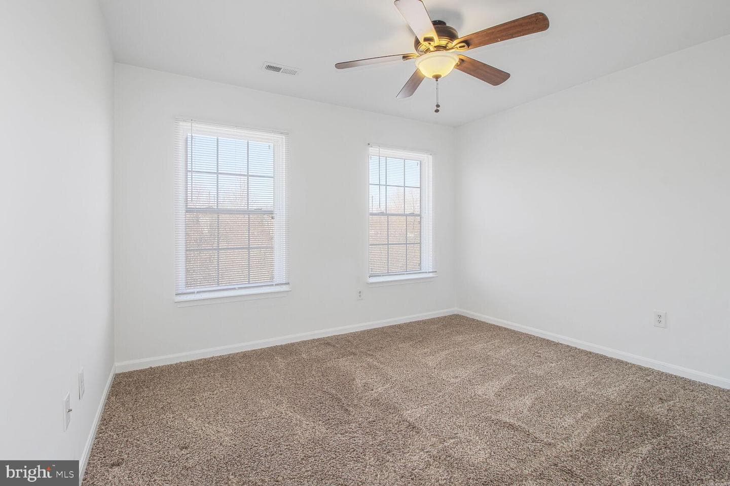 1225 Waterview Way photo 18