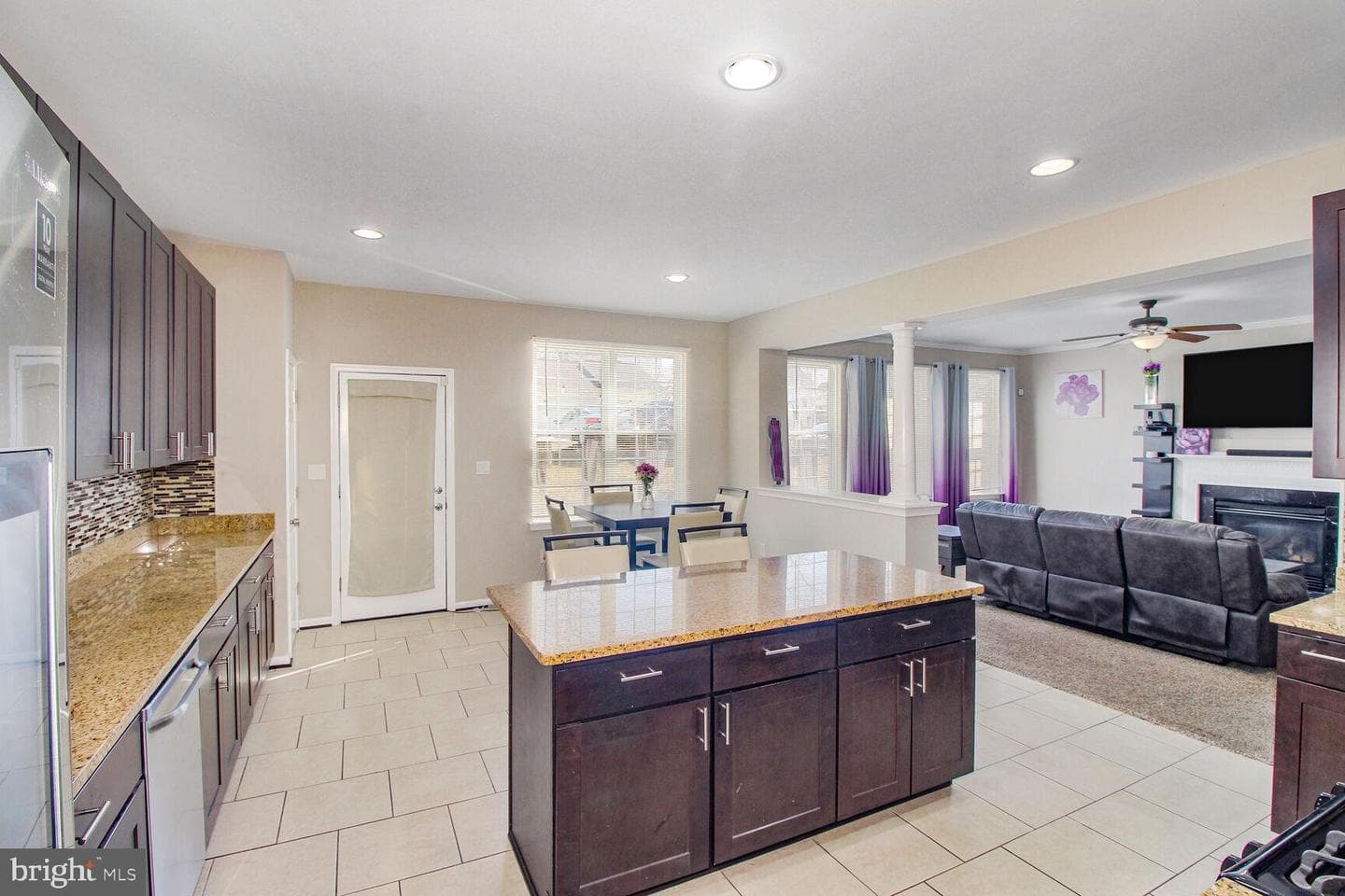 1225 Waterview Way photo 8