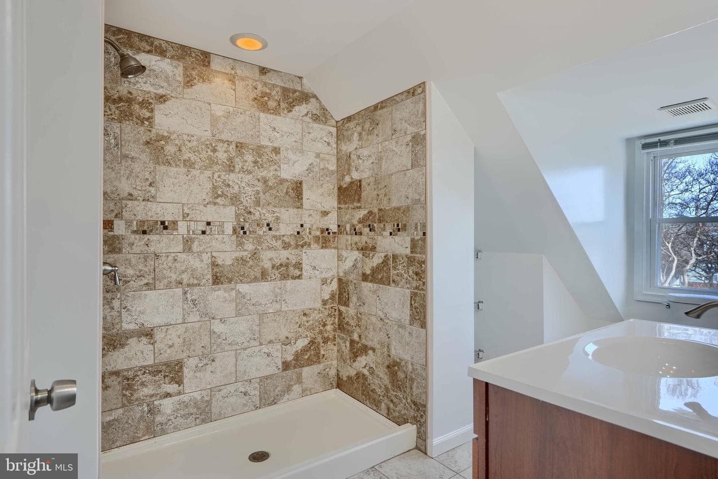 3446 Liberty Parkway photo 14