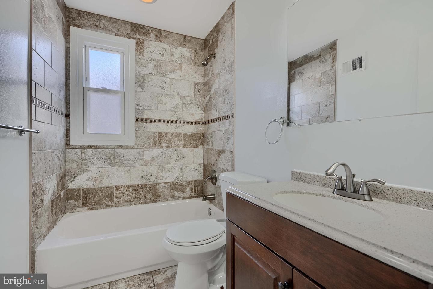 3446 Liberty Parkway photo 19