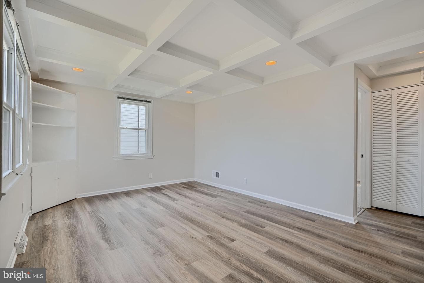 3446 Liberty Parkway photo 5