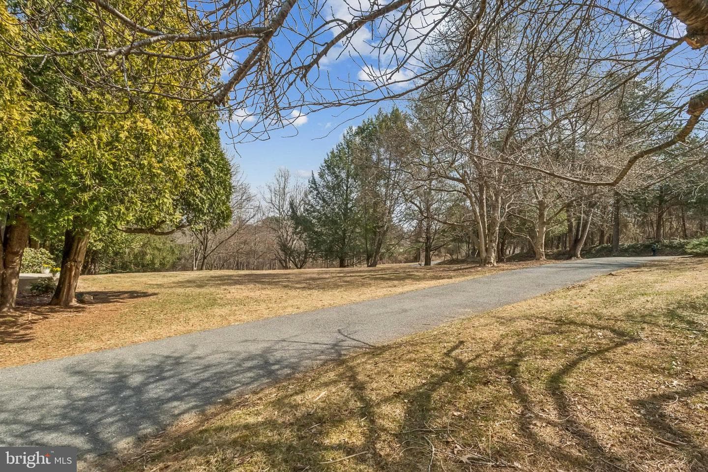 17422 Masemore Road photo 3