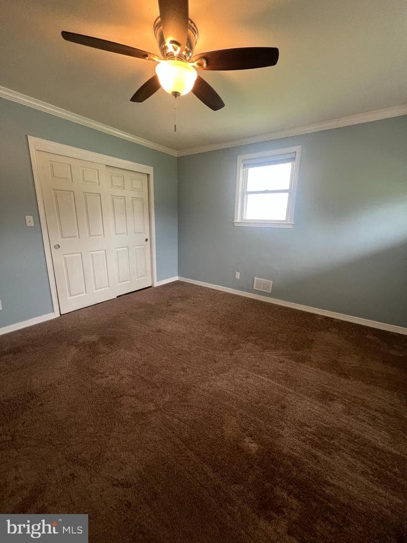 8211 Beach Drive photo 27
