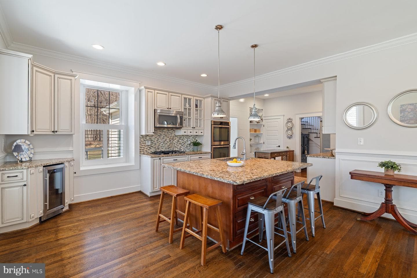 2016 Westchester Avenue photo 15