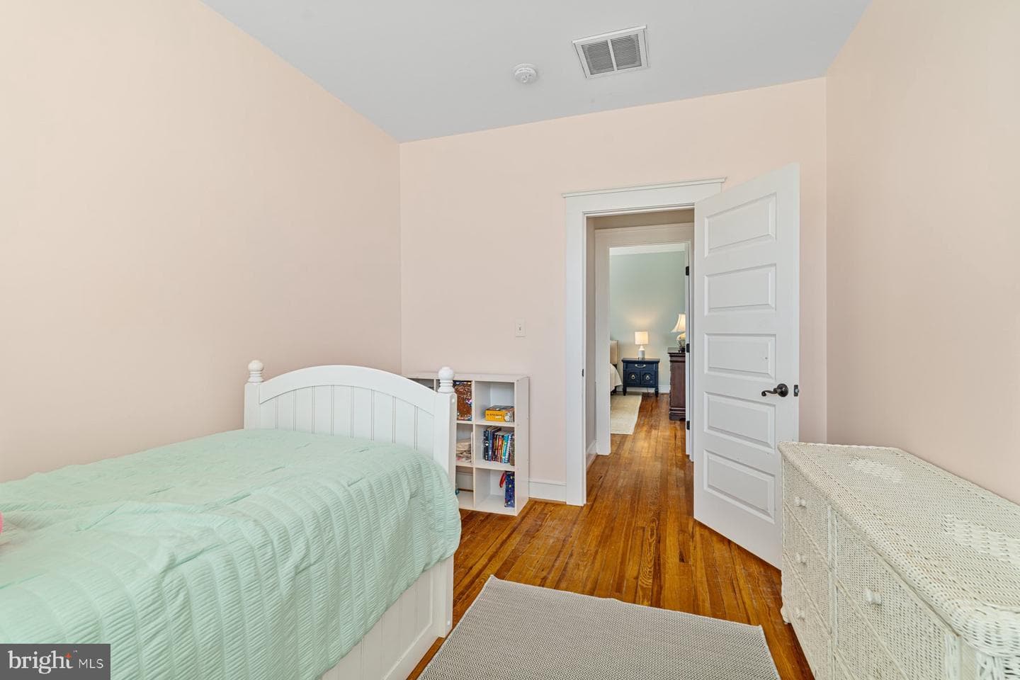2016 Westchester Avenue photo 40