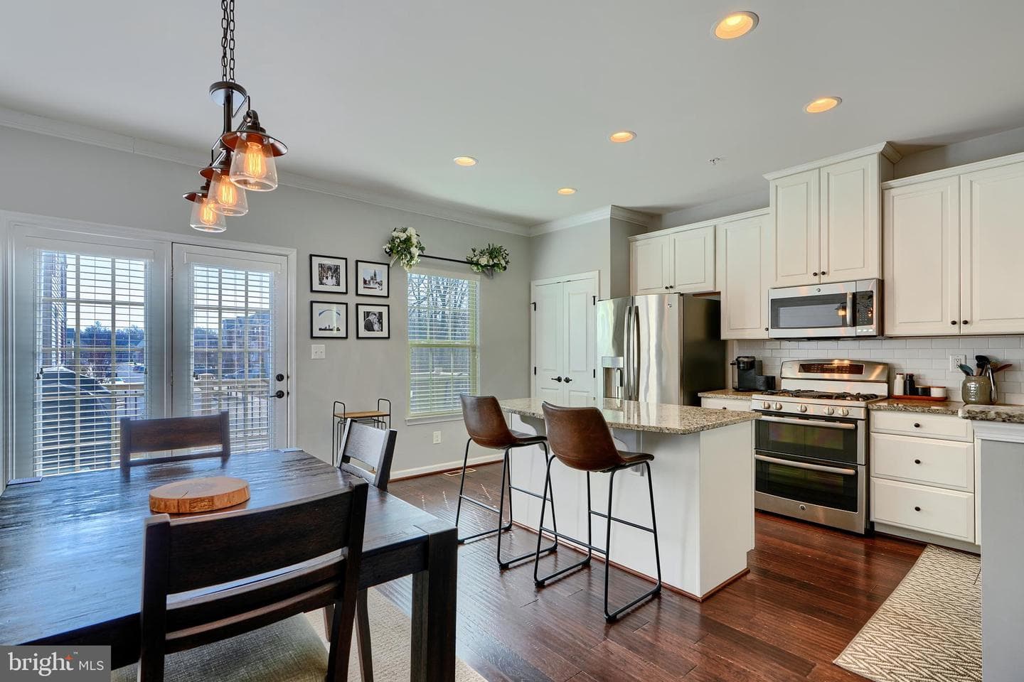 10401 Campbell Boulevard photo 11