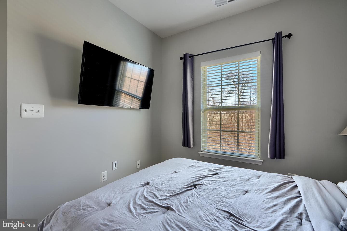 10401 Campbell Boulevard photo 34