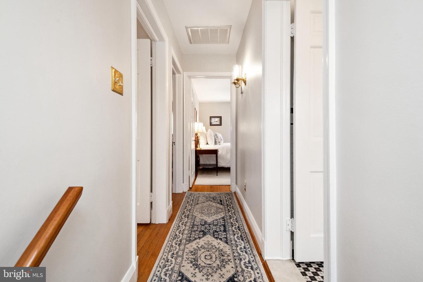 602 Worcester Road photo 18