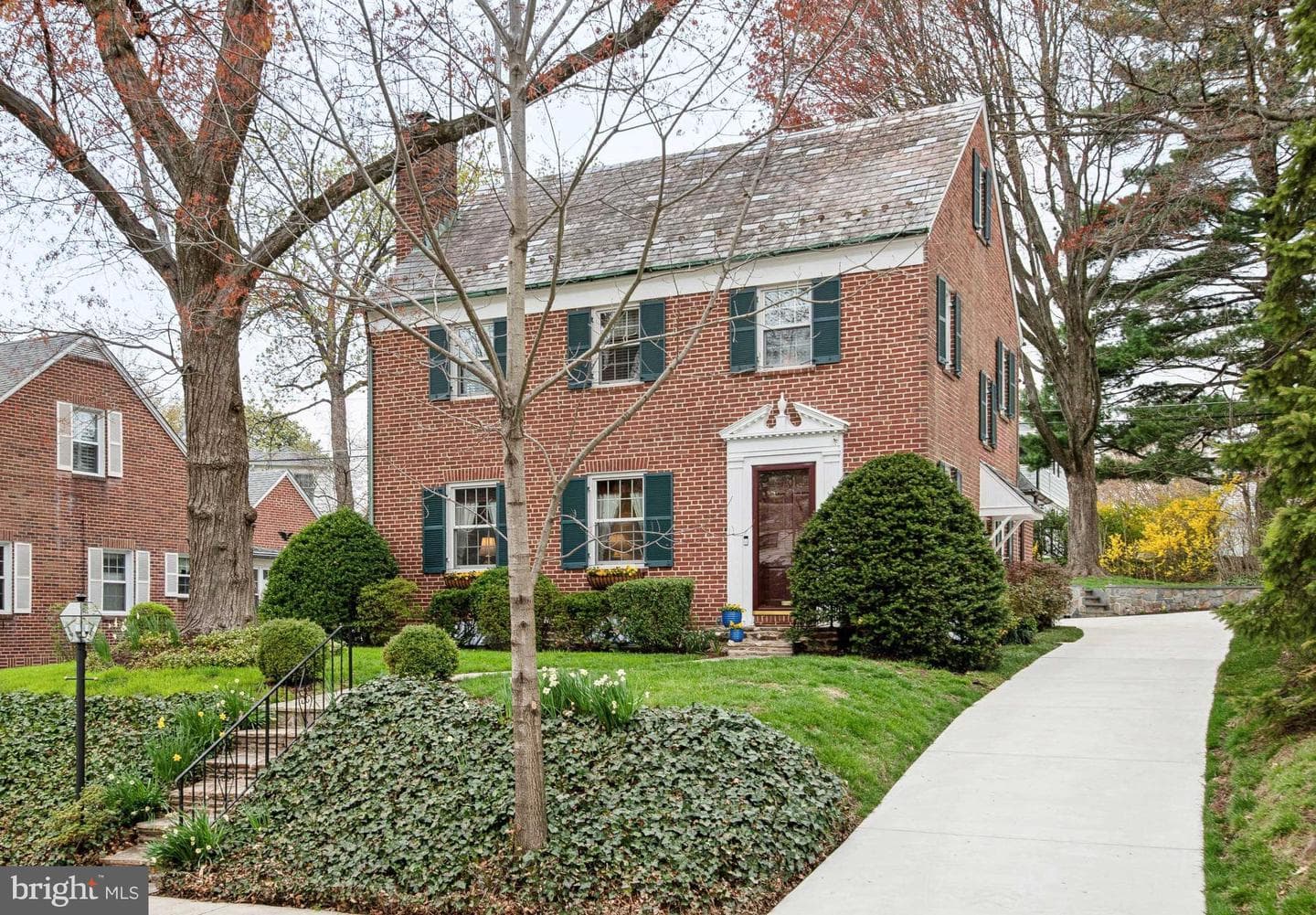 602 Worcester Road photo 3