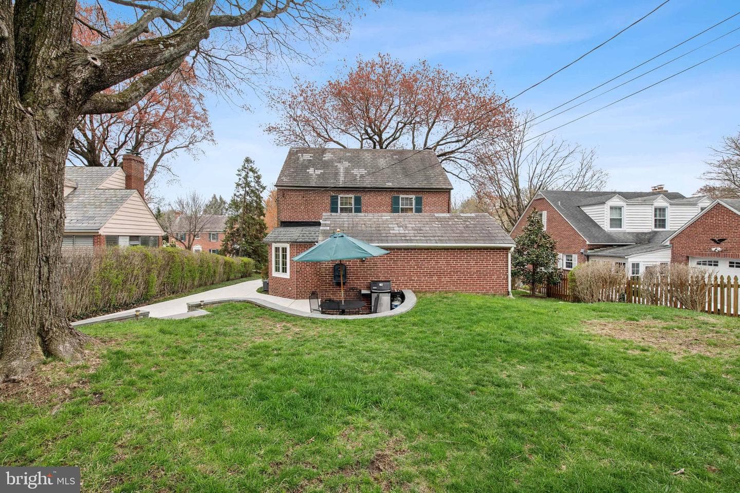 602 Worcester Road photo 35
