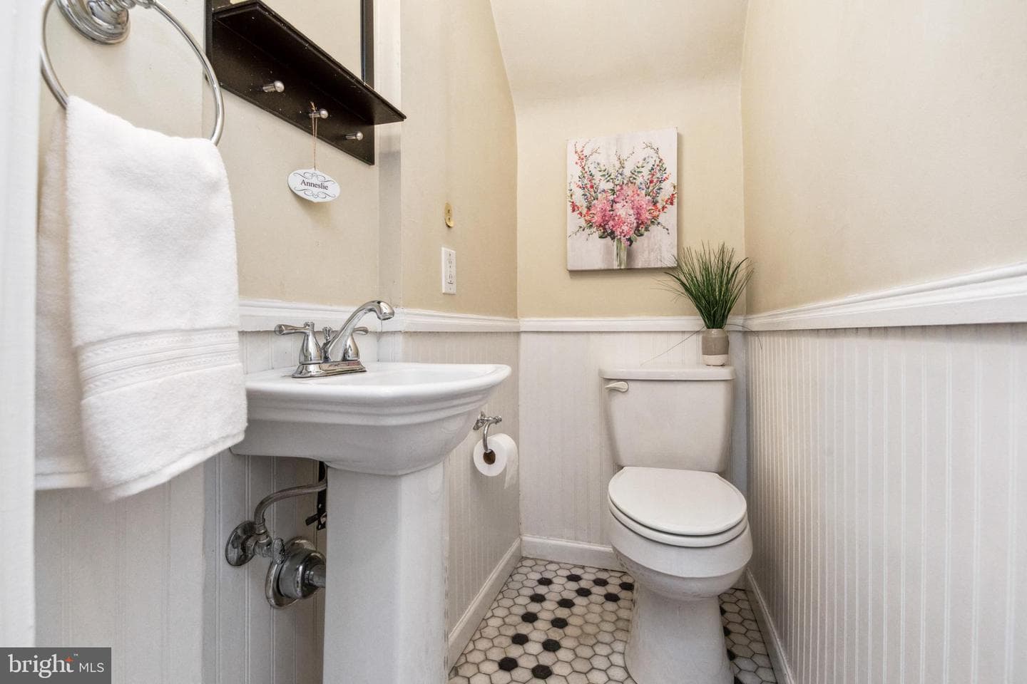 716 Anneslie Road photo 12