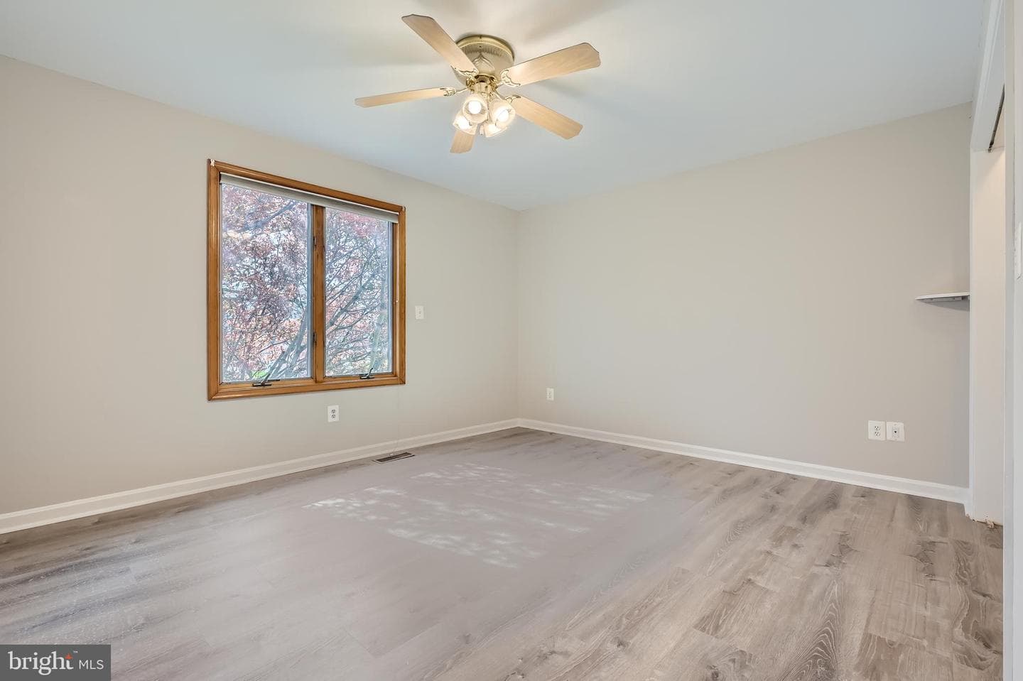 1203 Seneca Road photo 21