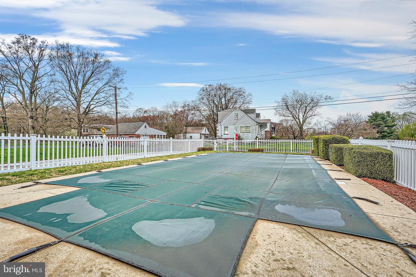 1203 Seneca Road photo 35