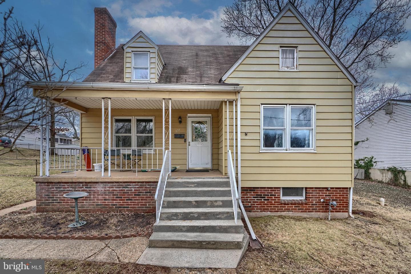 297 Hazel Avenue photo 2