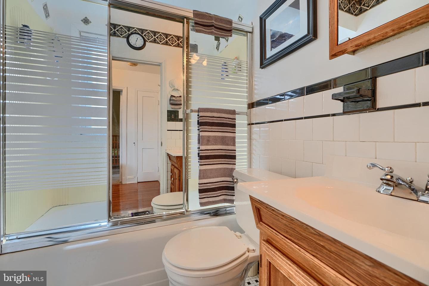 297 Hazel Avenue photo 34