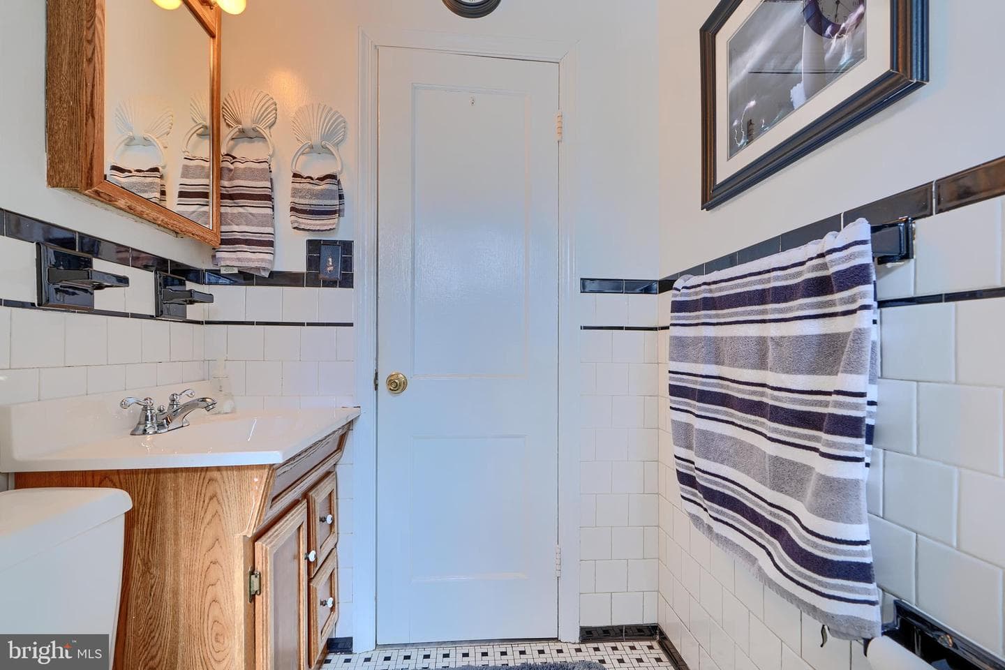 297 Hazel Avenue photo 36