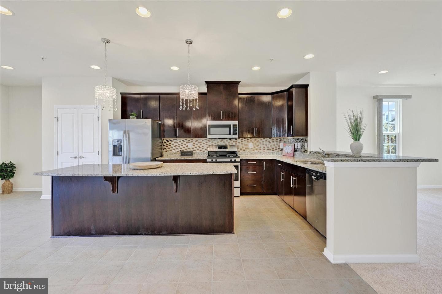9450 Ballard Green Drive photo 13