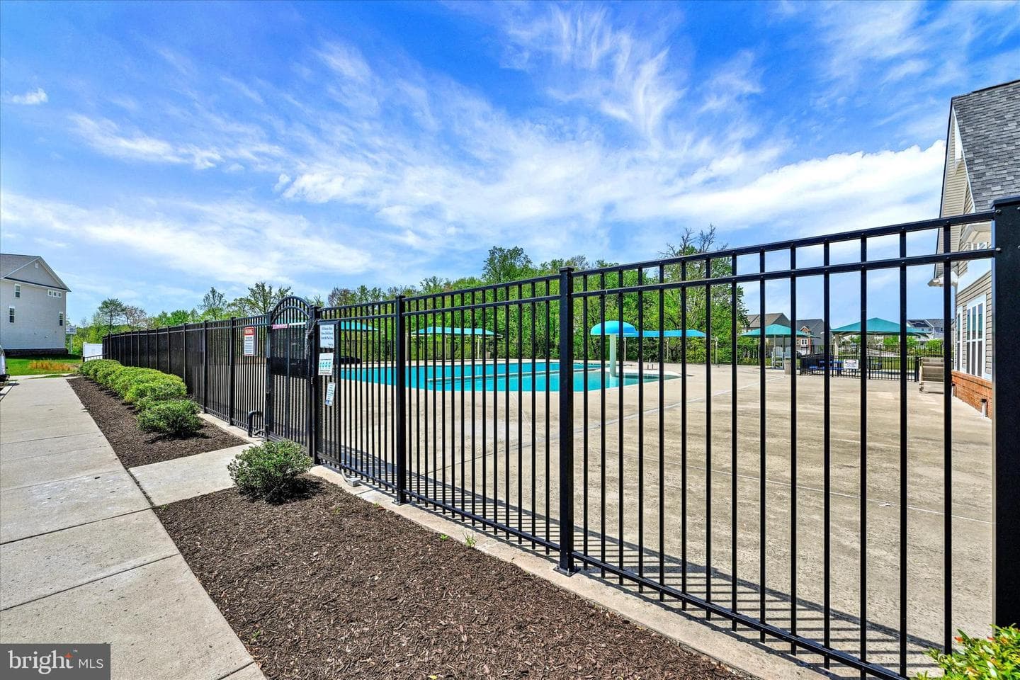 9450 Ballard Green Drive photo 32