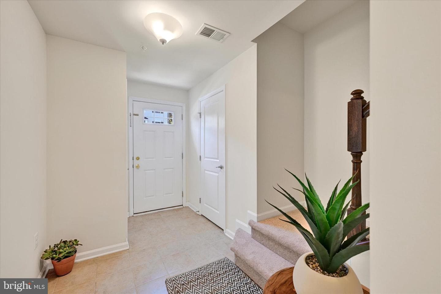 9450 Ballard Green Drive photo 4