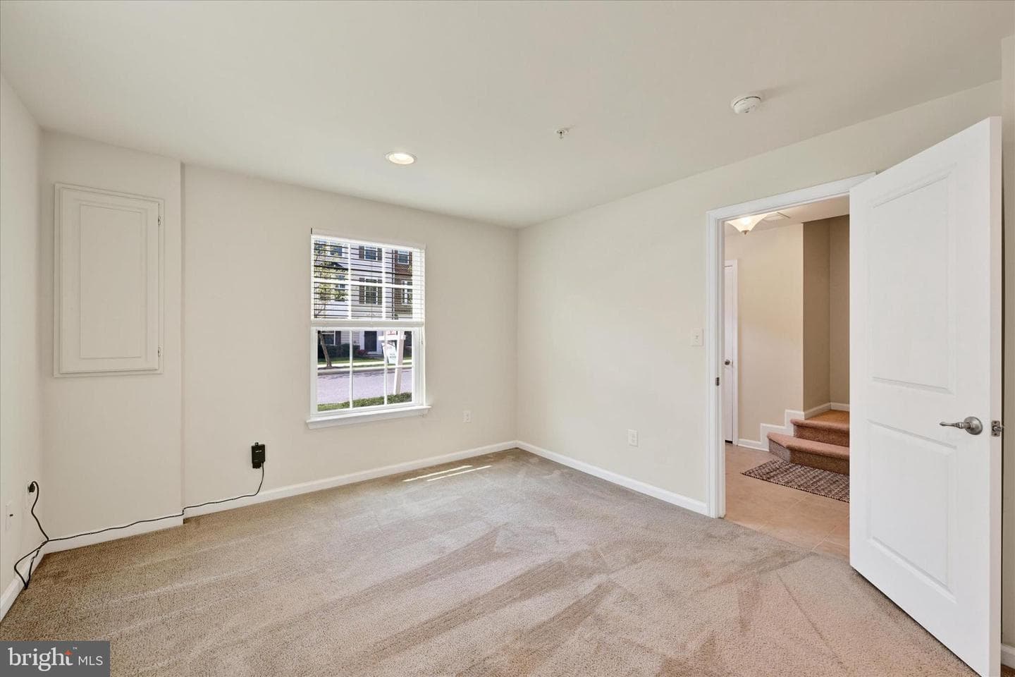 9450 Ballard Green Drive photo 6