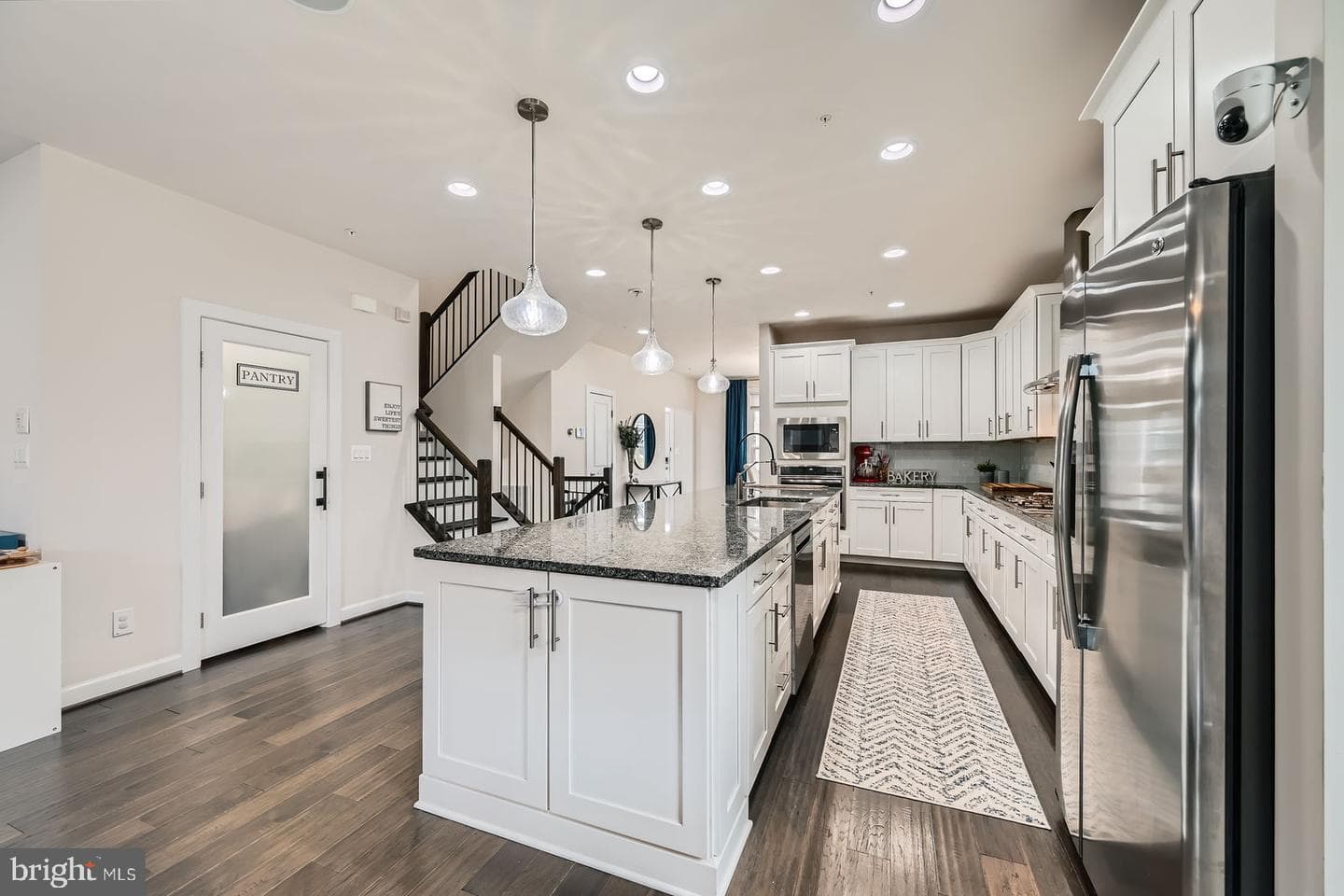427 Redbridge Street photo 11