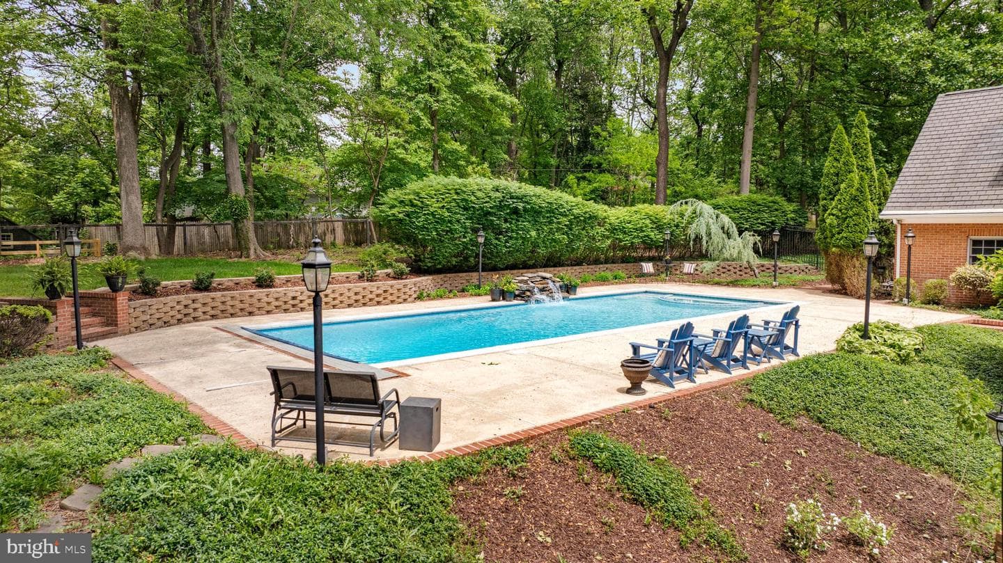 1102 Westwicke Lane photo 81