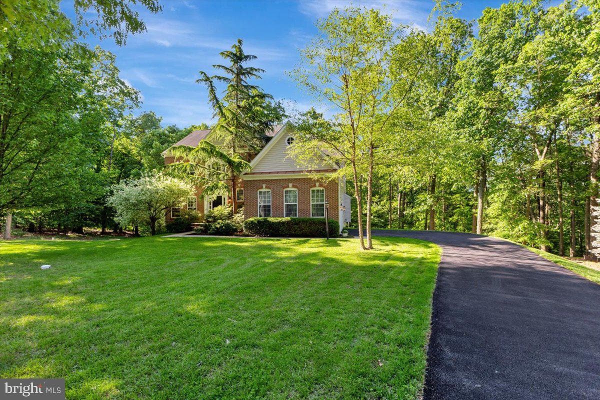 934 Zenith Drive photo 3