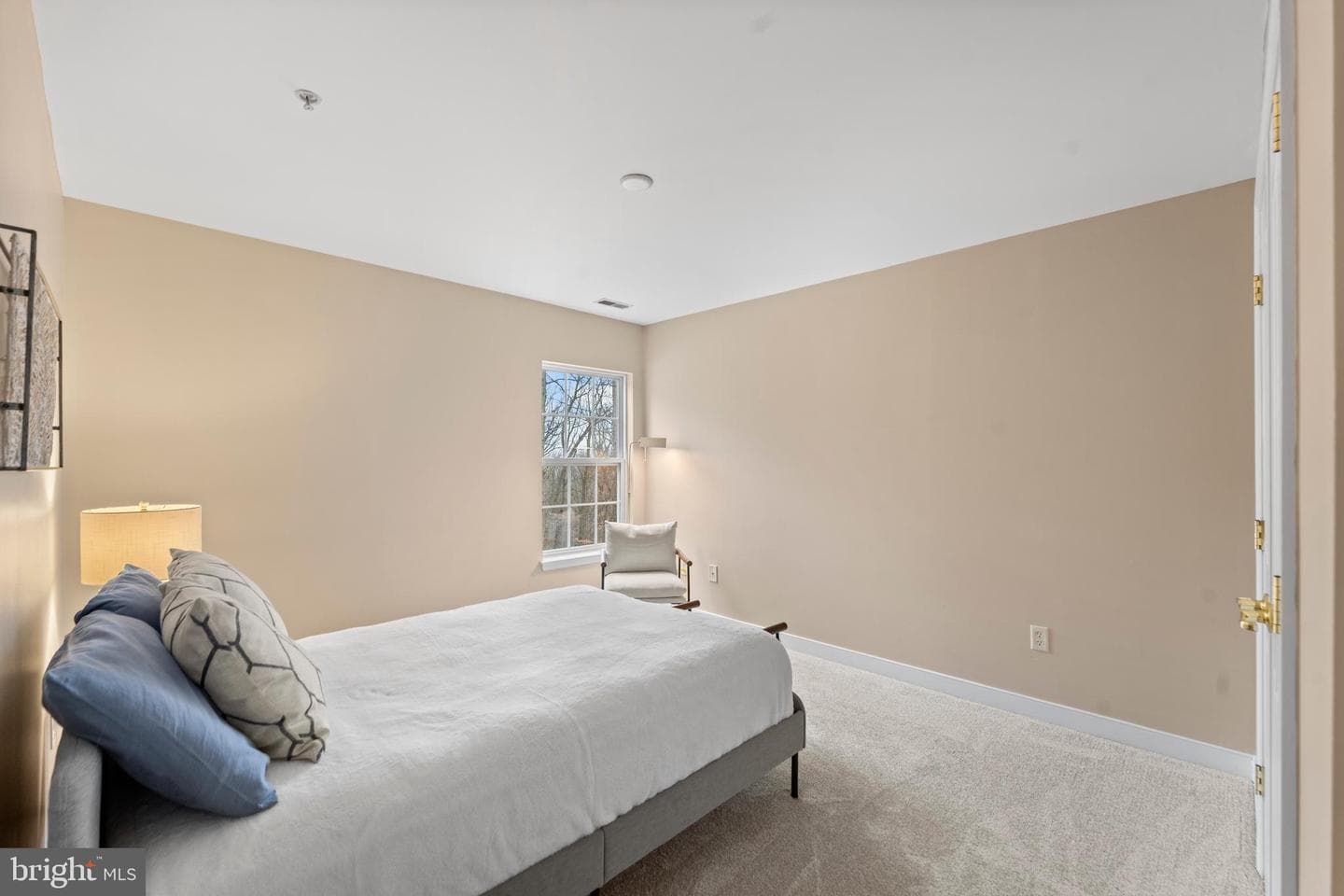 934 Zenith Drive photo 38