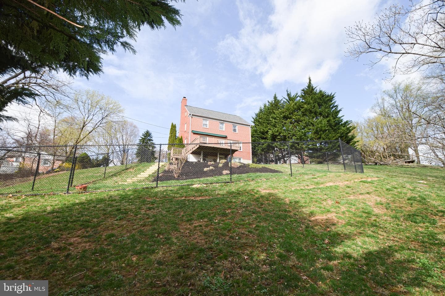 108 Farview Court photo 33
