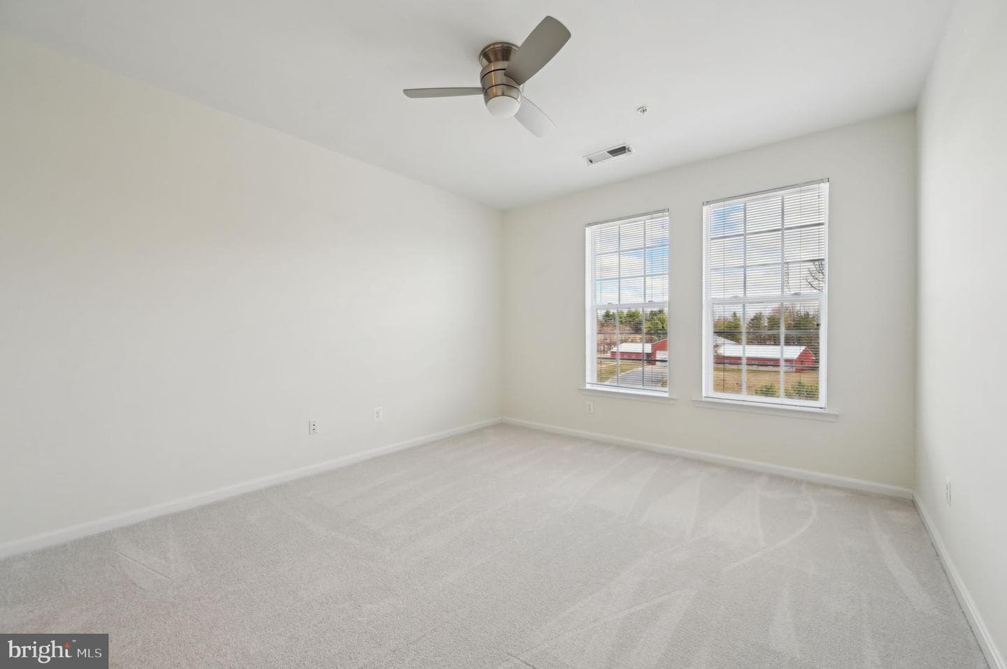 601 Quicksilver Court #408 photo 28