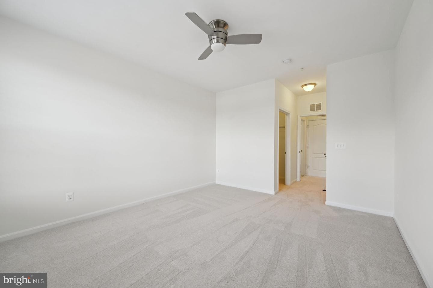 601 Quicksilver Court #408 photo 34