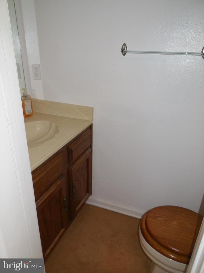 8524 Castlemill Circle photo 10