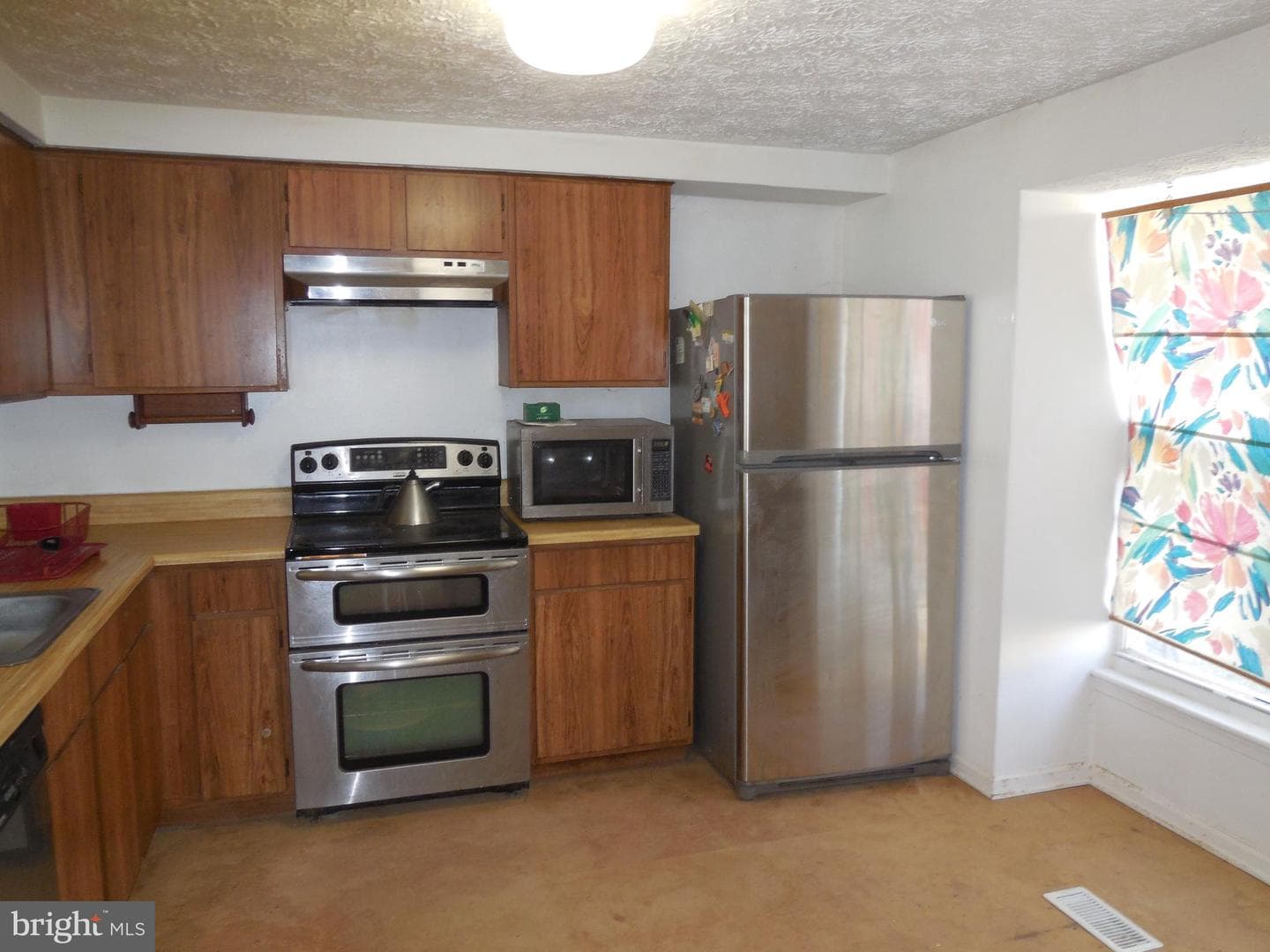 8524 Castlemill Circle photo 6