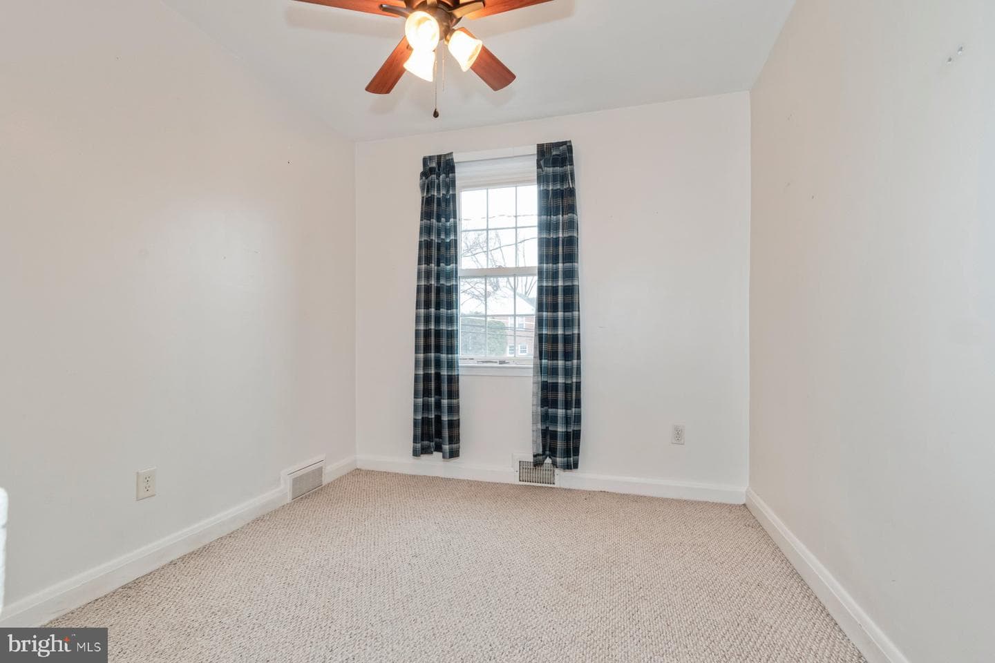 8125 Pleasant Plains Road photo 17