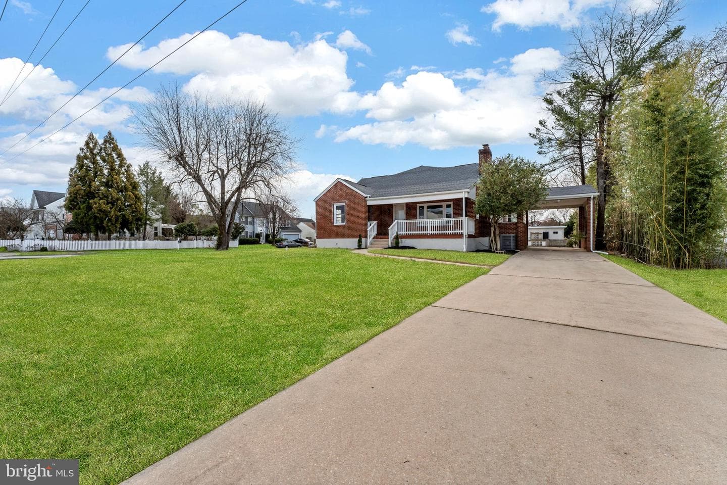 10011 Bird River Road