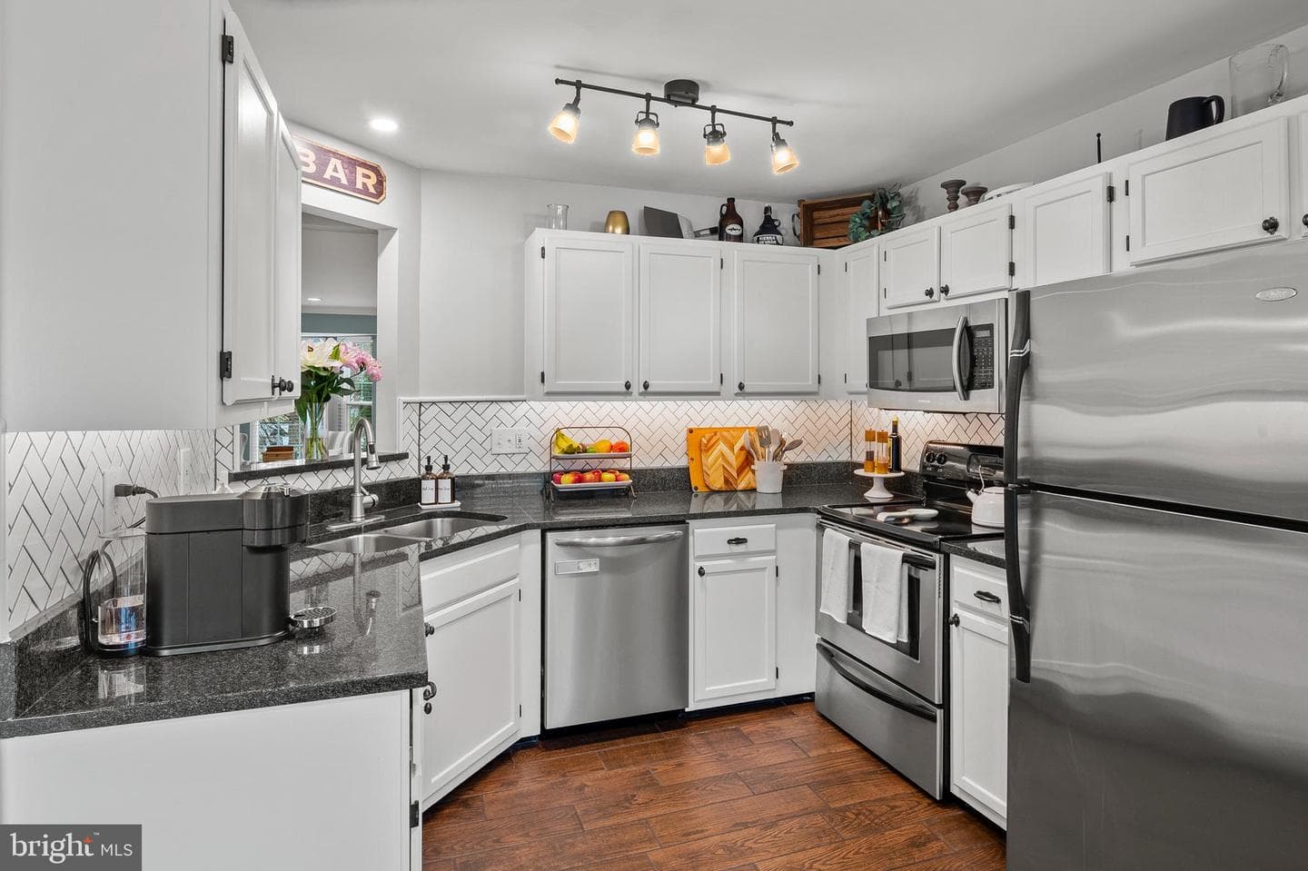 8846 Fox Circle photo 15